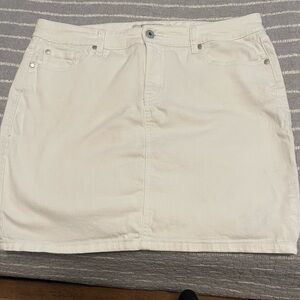 Torrid Womens Straight Denim Mini Skirt 12 White Stretch Casual
